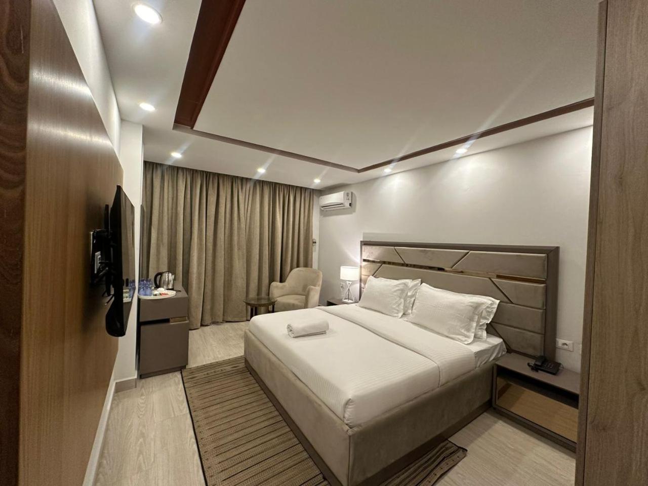 Hotel Belle Vie Kinşasa Dış mekan fotoğraf